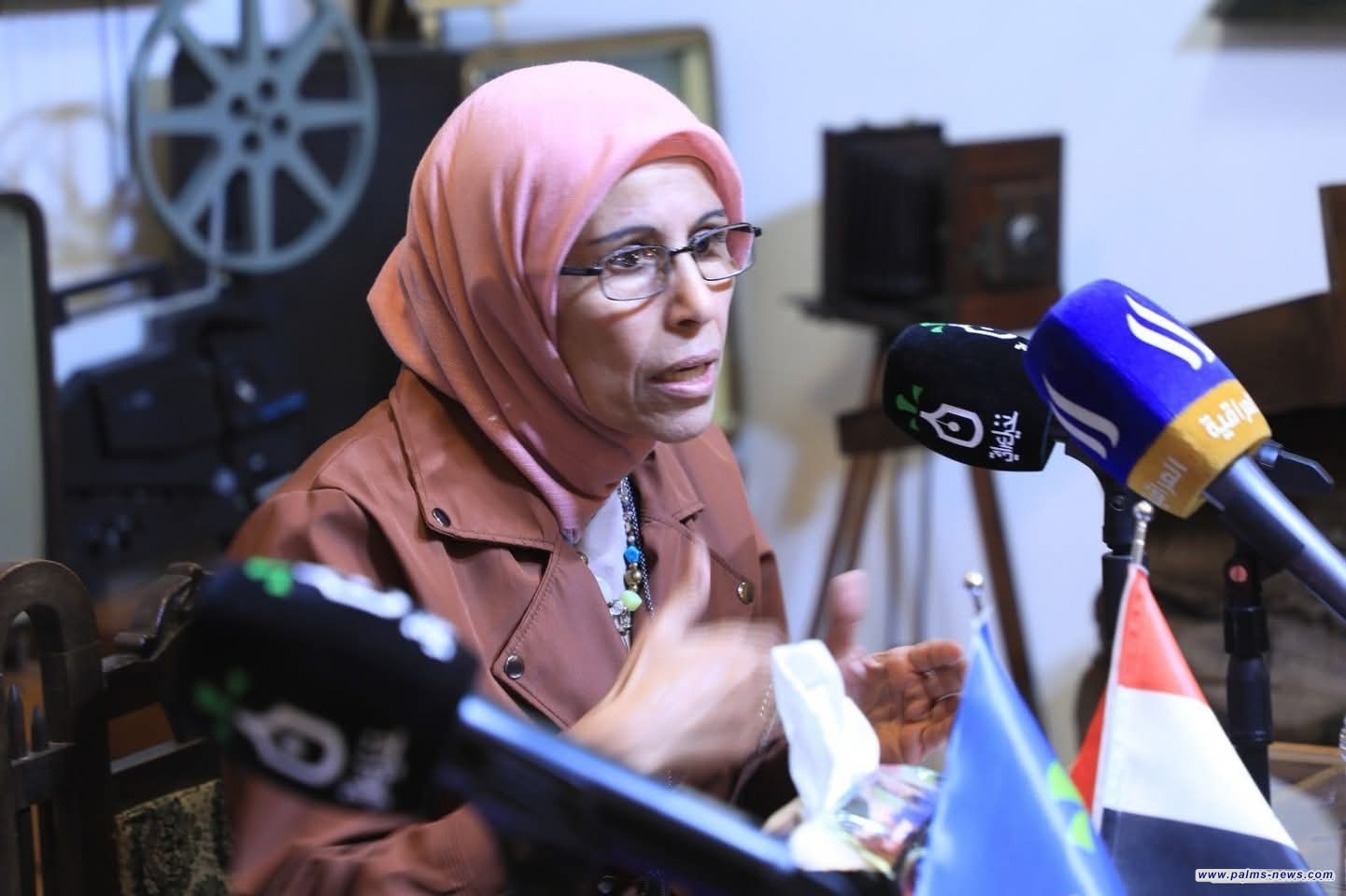 الناقدة العراقية د.نادية هنّاوي تفوز بجائزة الشارقة لإبداعات المرأة الخليجية